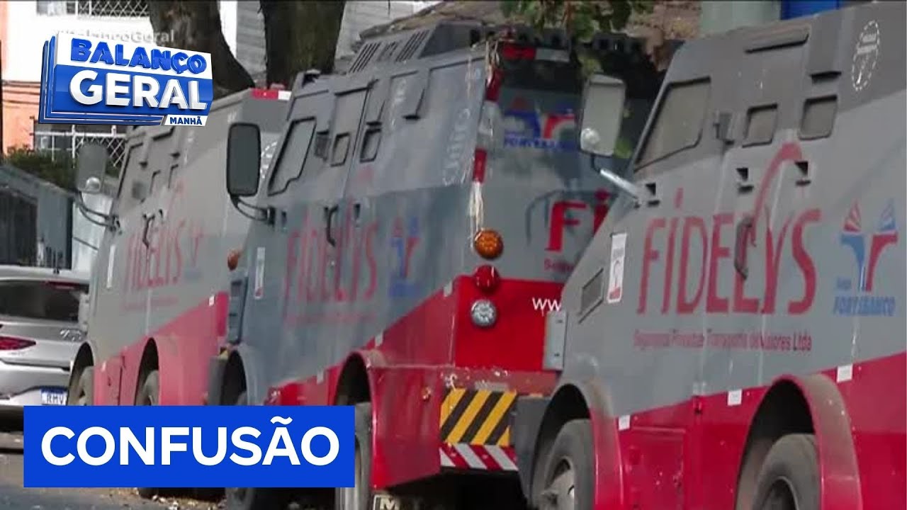 Empresa de transporte de valores vai à falência e abandona carros-fortes em bairro residencial
