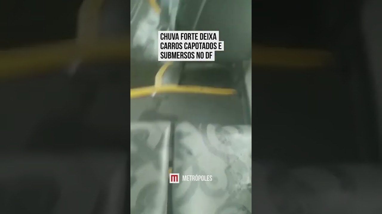 Chuva forte deixa carros capotados e submersos no DF