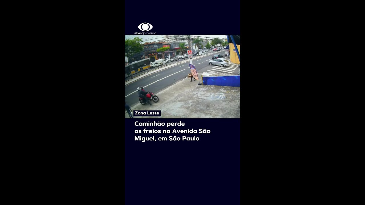 Após perder os freios, caminhão arrasta carros em avenida de São Paulo. Não há feridos graves. #Band