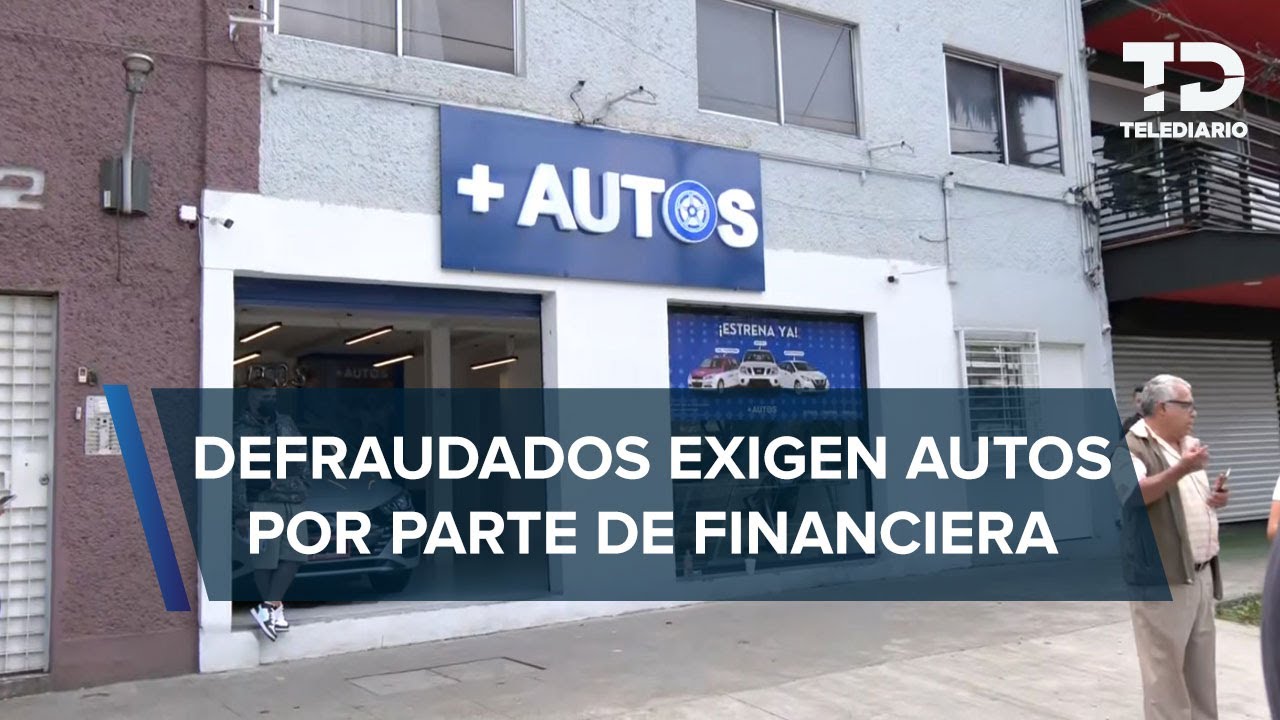Bloqueo en Benjamín Franklin por fraude de financiera de autos termina en persecución