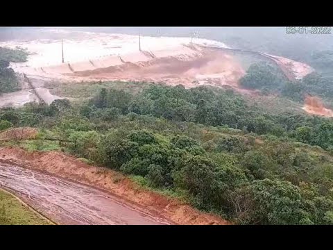 💥Vídeo: Câmeras flagram momento do transbordamento de dique da Vallourec – noticias🔥