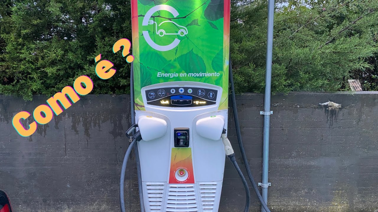 Como carregar carros elétricos num posto público