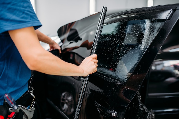 Onde Instalar Película Automotiva em Balneário Camboriú: Proteção e Estilo para Seu Veículo
